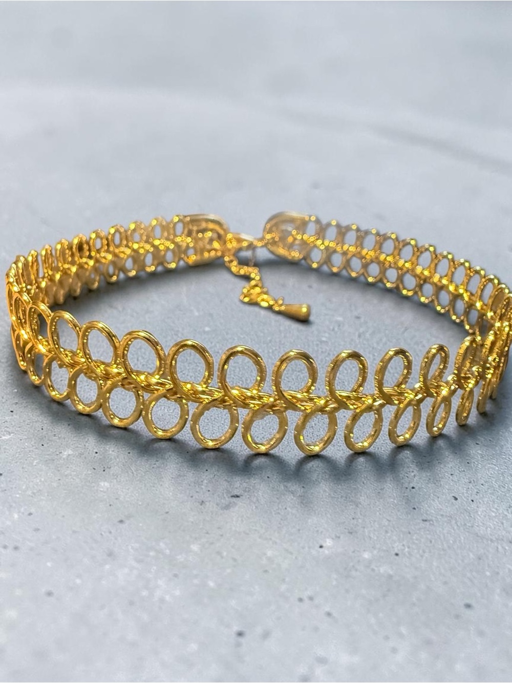 Elegant 18k Gold Plated Loop Choker Necklace